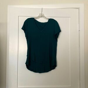 Latched Mama Maternity and nursing friendly t-shirt size S. Green